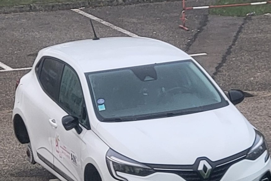 Des véhicules d'Ain Domicile Services mis sur cale !
